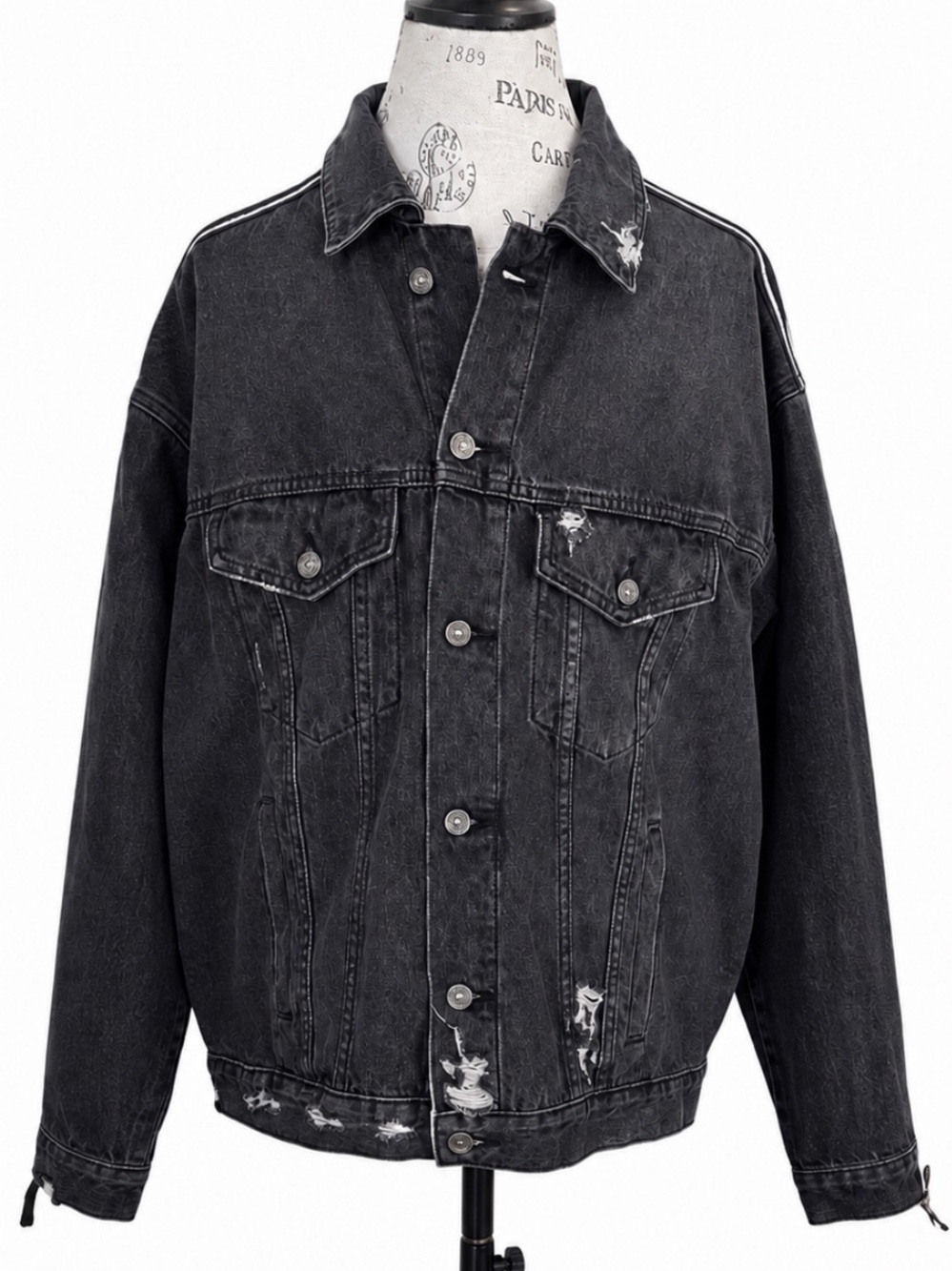 Carmar Distressed Gray/ Black Jean Jacket With Zippers Men’s Size Small EUC!
